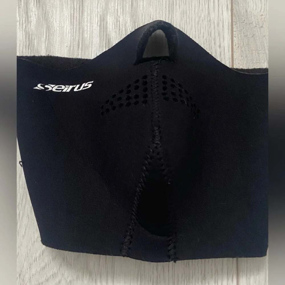 SEIRUS FACE SKI MASK Polyester Thermax Adult Size Small